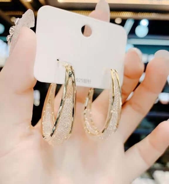 GRACE | Twisted Crystal Oval Hoop Earrings