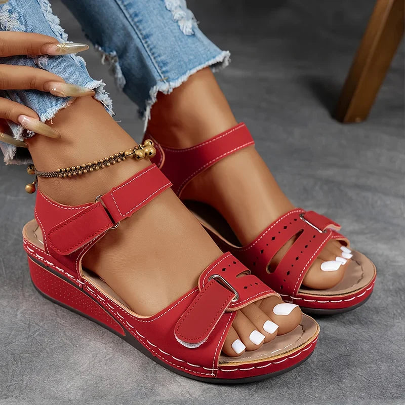 Cynthia | Sleek Comfort Sandals