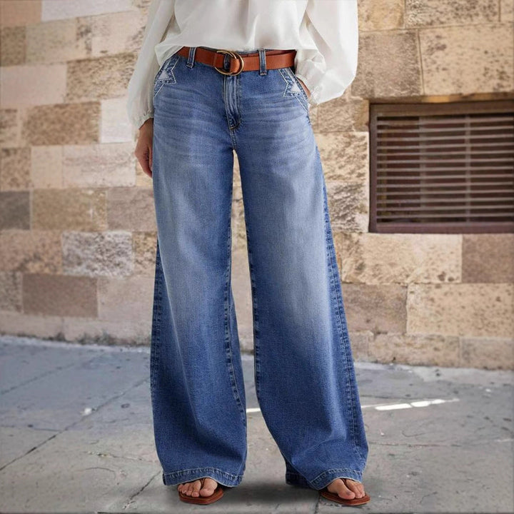 Kirsten | Classic Straight Leg Jeans