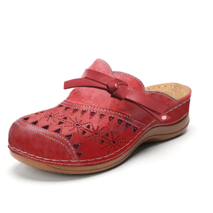 Winnie Orthopaedic Comfort Clogs in Red