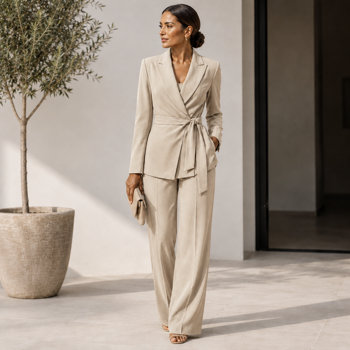 ELODIE in Beige