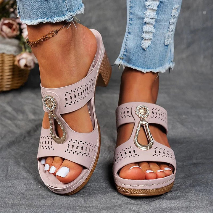 CLAIRE | Chic Orthopaedic Sandals